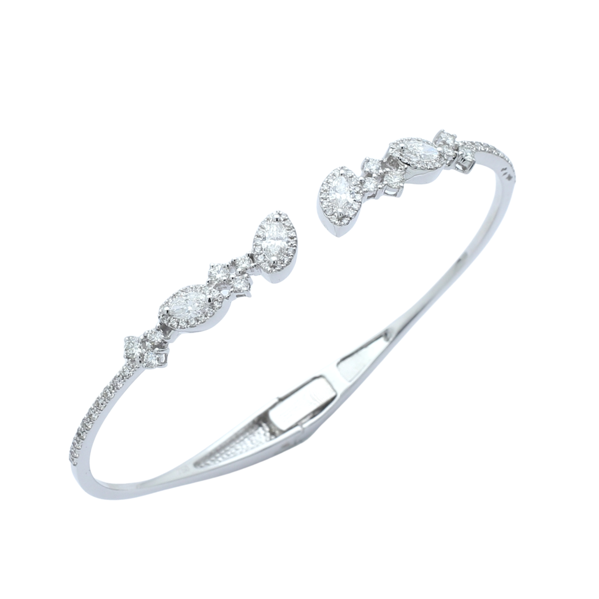 TAKA Jewellery Cresta Diamond Bangle 18K
